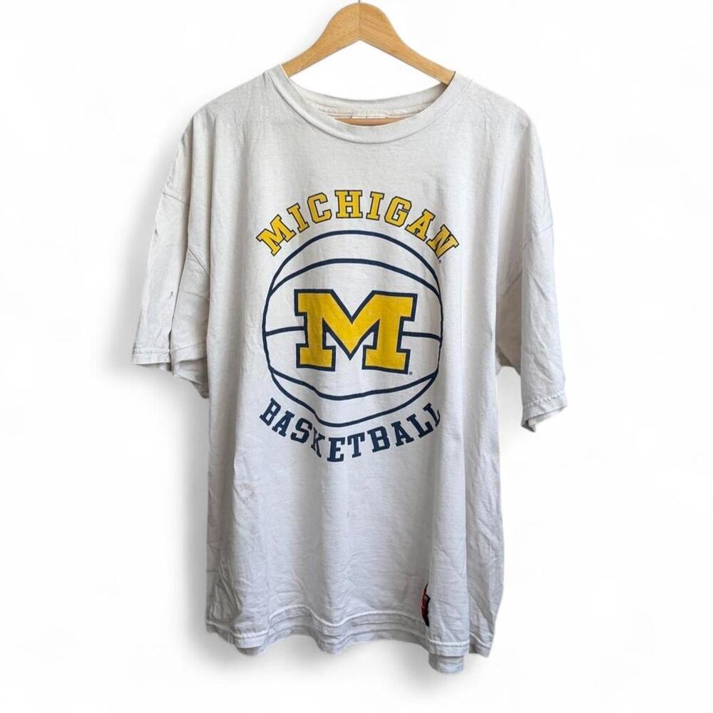 Vintage 90s Nike Michigan Basketball Tee Mens XL Retro University Streetwear